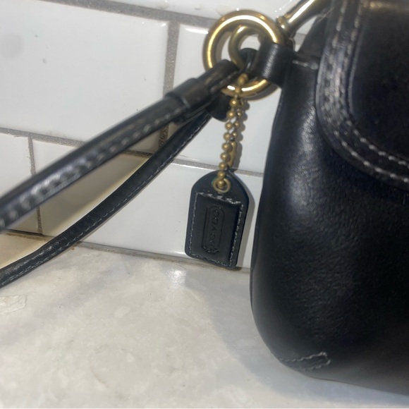 Coach Bleecker Black Leather Flap Wristlet Vintage - Picture 5 of 11